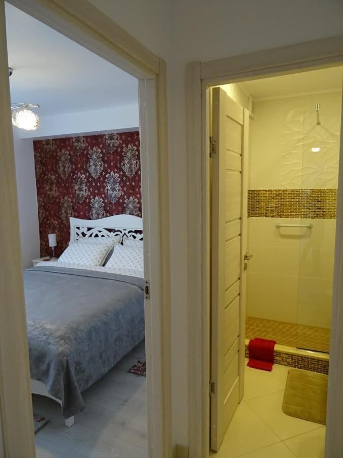 Carla'S Apart Palas-Hala Centrala 1 Bedroom, Airport Shuttle 이아시 외부 사진