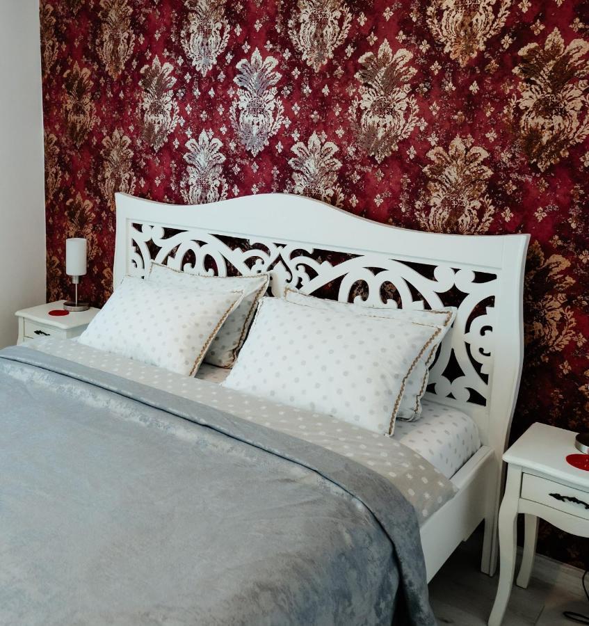 Carla'S Apart Palas-Hala Centrala 1 Bedroom, Airport Shuttle 이아시 외부 사진
